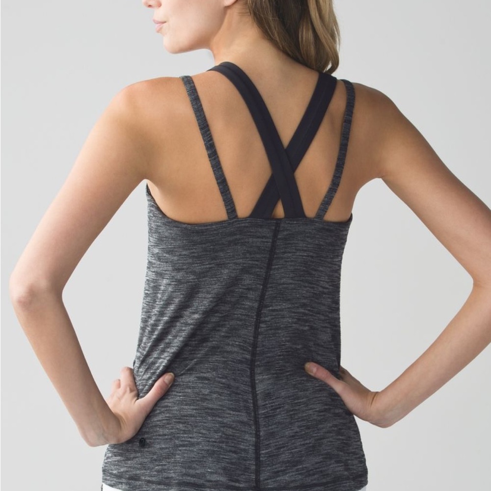 Lululemon Run for Gold Iris Flower Black Built-in Sports Bra Tank Stuff Your Bra